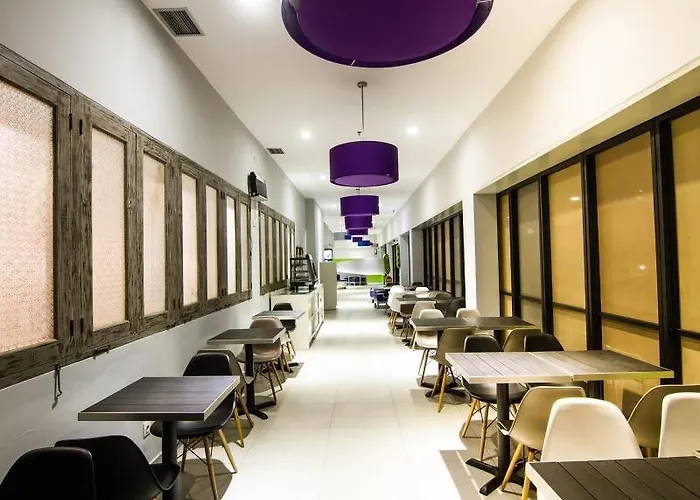 Urban Styles Hitz Hotel