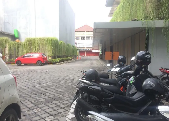 Urban Styles Hitz Hotel Kuta (Bali)